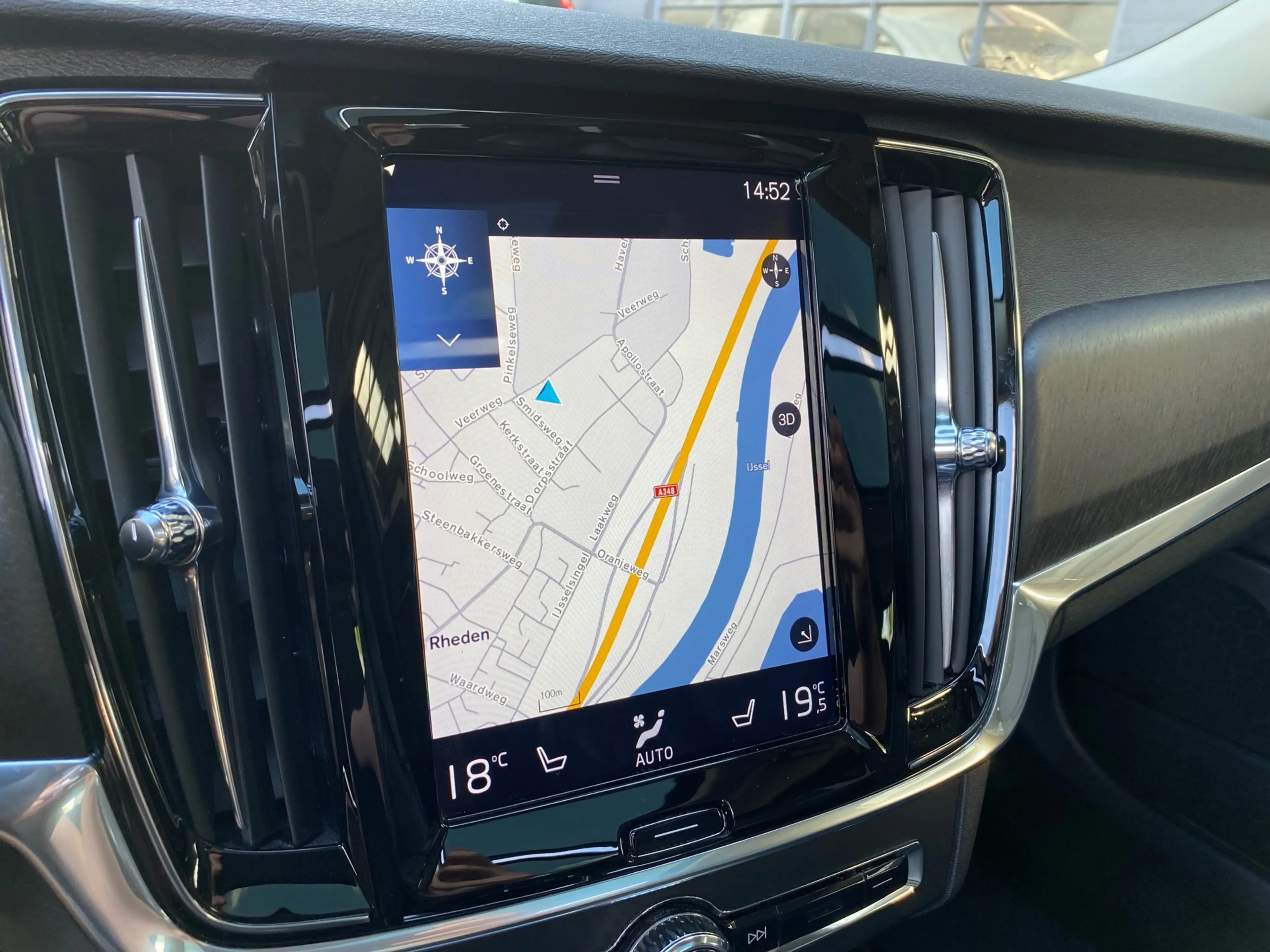 Volvo V90 Cross Country 2.0 T5 AWD Pro LEER / PANO/ HEAD UP — photo 24