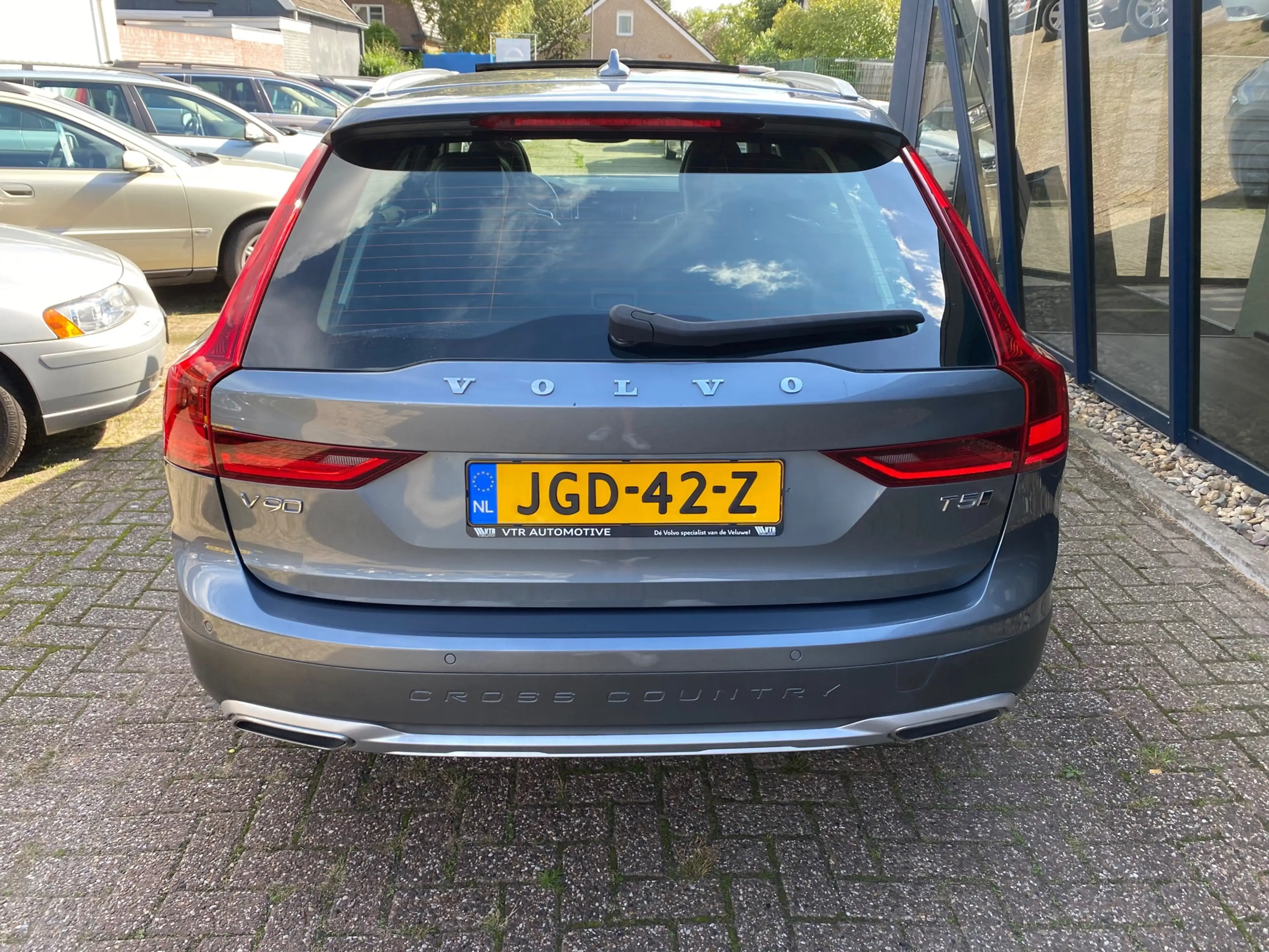 Volvo V90 Cross Country 2.0 T5 AWD Pro LEER / PANO/ HEAD UP — photo 3