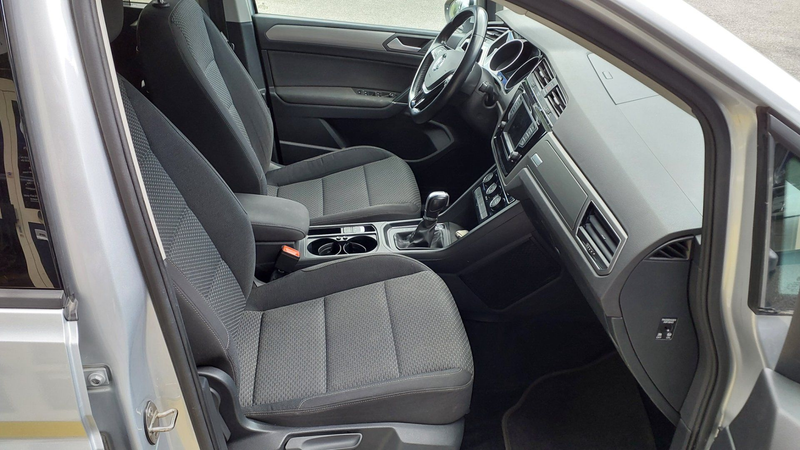 Volkswagen Touran 1.6 TDI BlueMotionTech Comfortline — photo 9