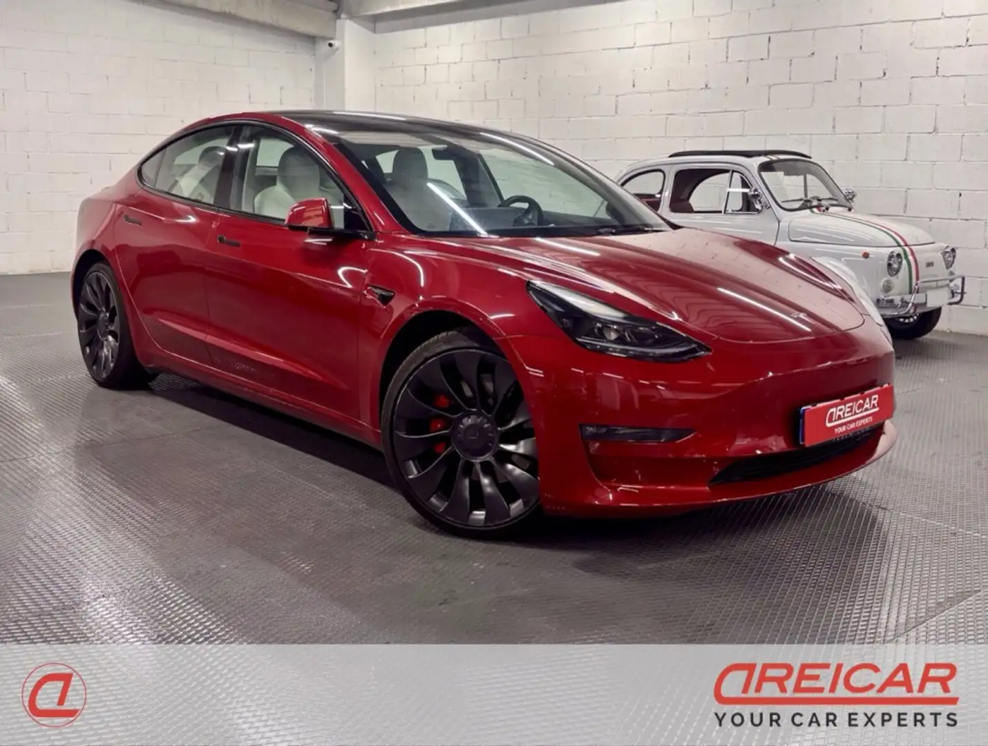 Tesla Model 3 Long-Range Dual Motor Performance AWD Rot - 1