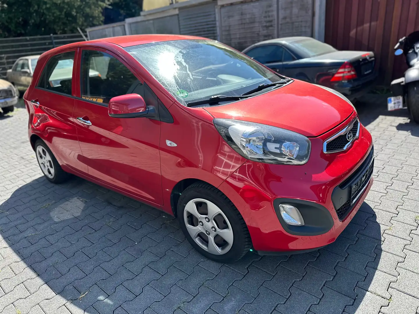Kia Picanto Picanto  5-Türer 1.2 Spirit Rot - 1