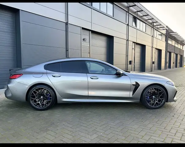 BMW M8