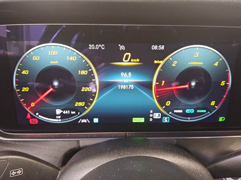 Mercedes-Benz E 220 T d AMG-Line Navi LED Widescrn GSD AHK RFK — photo 8