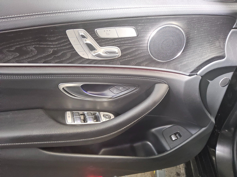 Mercedes-Benz E 220 T d AMG-Line Navi LED Widescrn GSD AHK RFK — photo 10