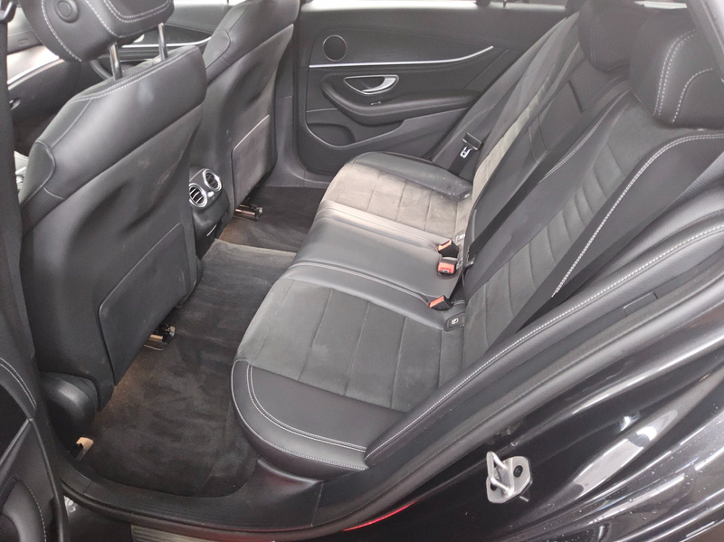 Mercedes-Benz E 220 T d AMG-Line Navi LED Widescrn GSD AHK RFK — photo 13