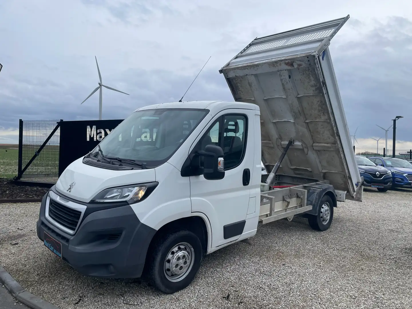 Peugeot Boxer 2,2 L HDI/ Benne / 14.500 euros HORS TVA! Weiß - 1