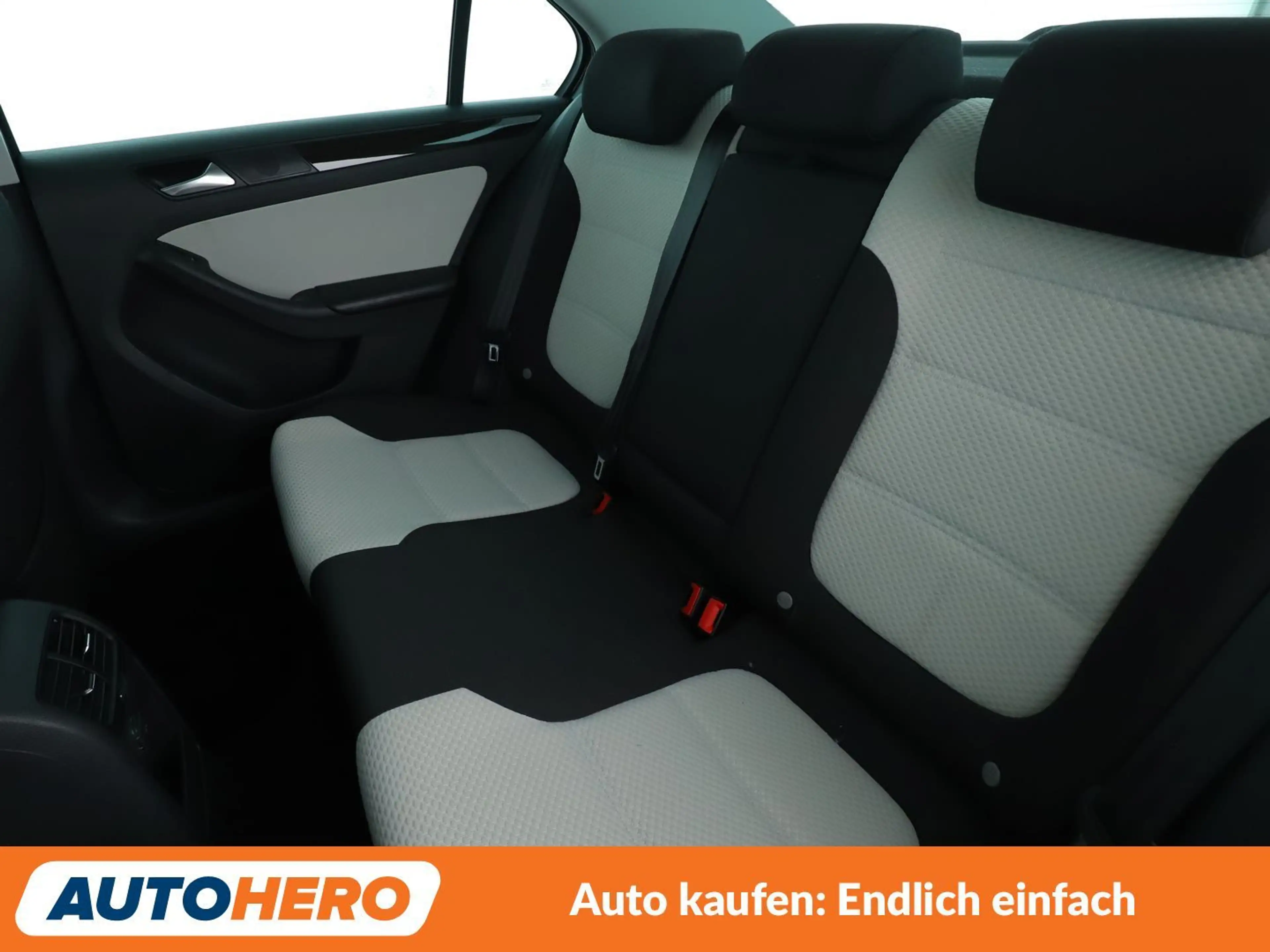 Volkswagen Jetta 1.4 TSI BlueMotion Tech Aut.*PDC* — photo 14