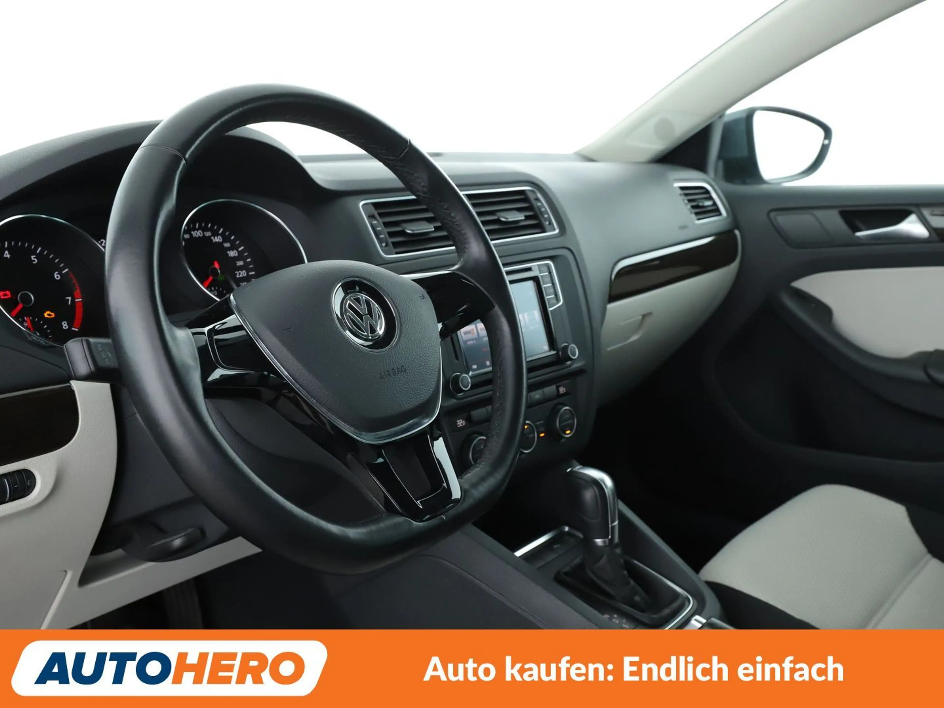 Volkswagen Jetta 1.4 TSI BlueMotion Tech Aut.*PDC* — photo 11