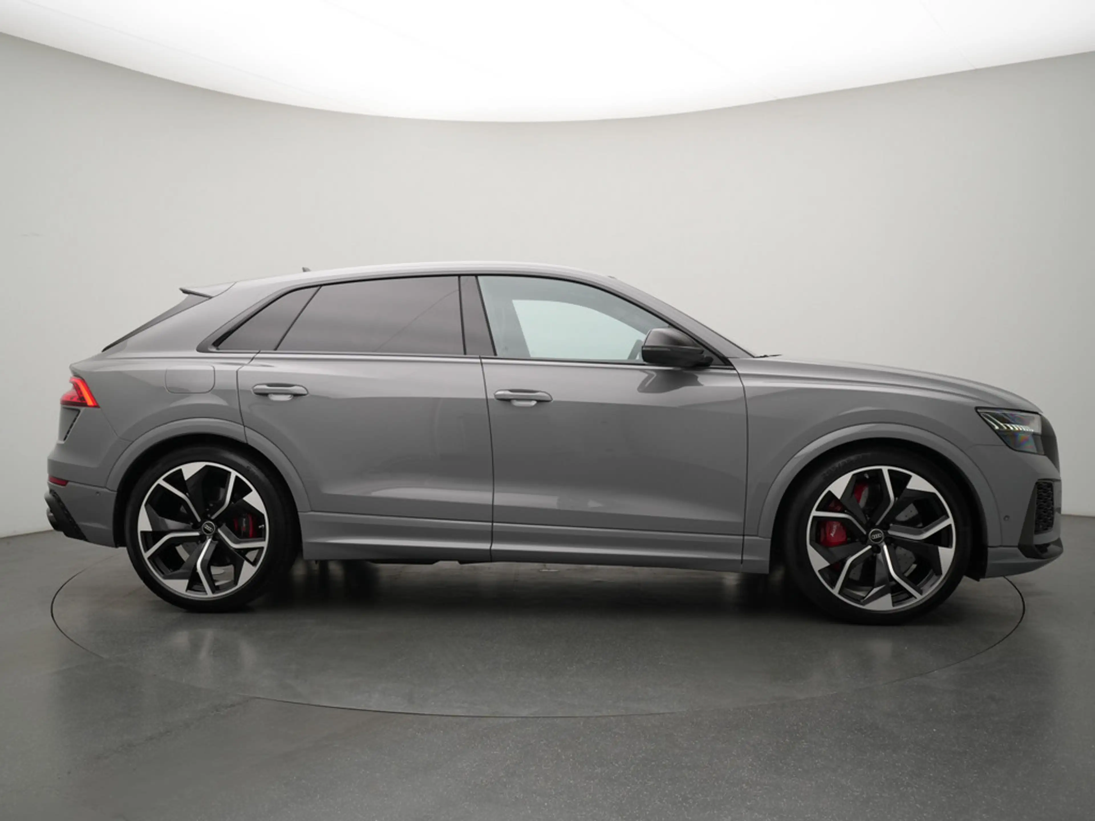 Audi RS Q8 ACC AHK B&O SITZBELÜFTUNG STANDHZ LEDER — photo 3