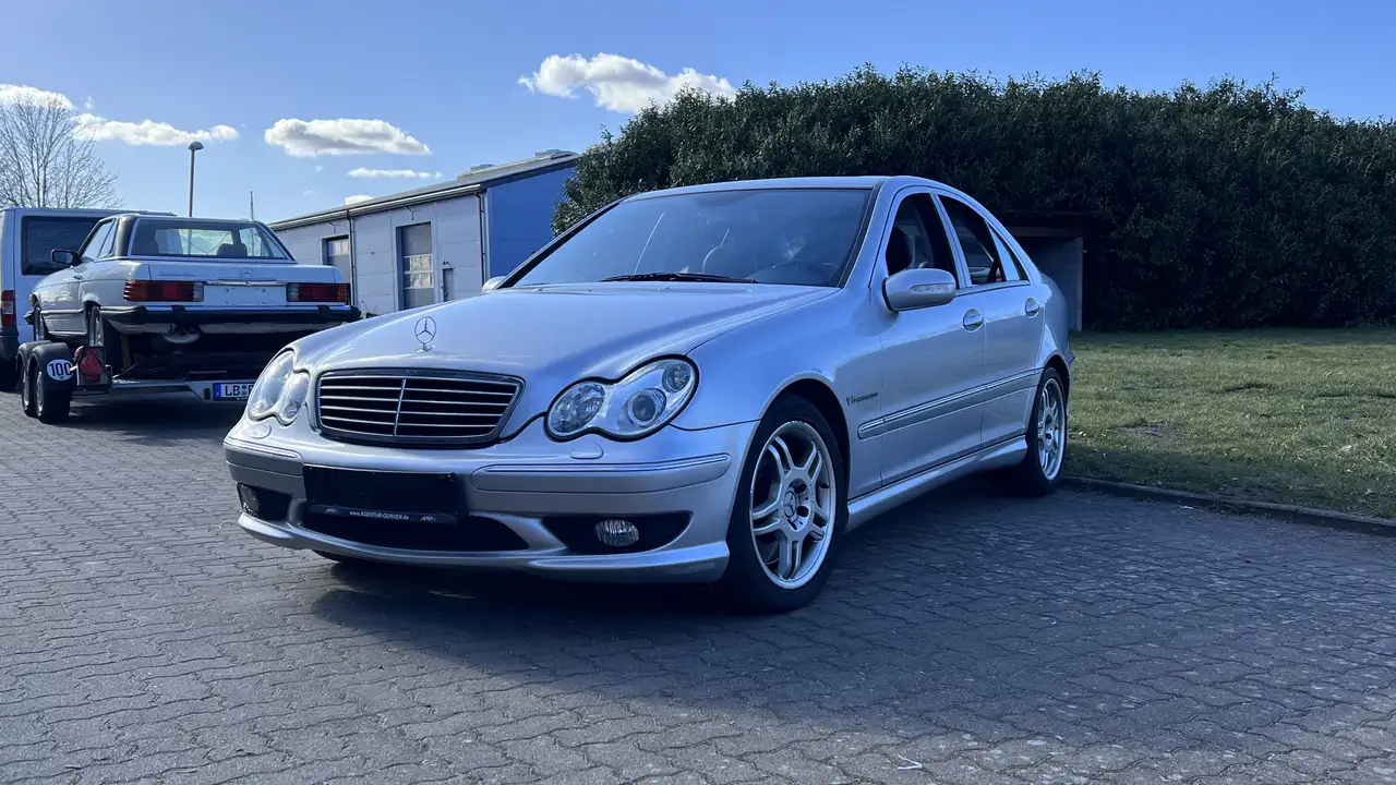 Mercedes-Benz C 32 AMG