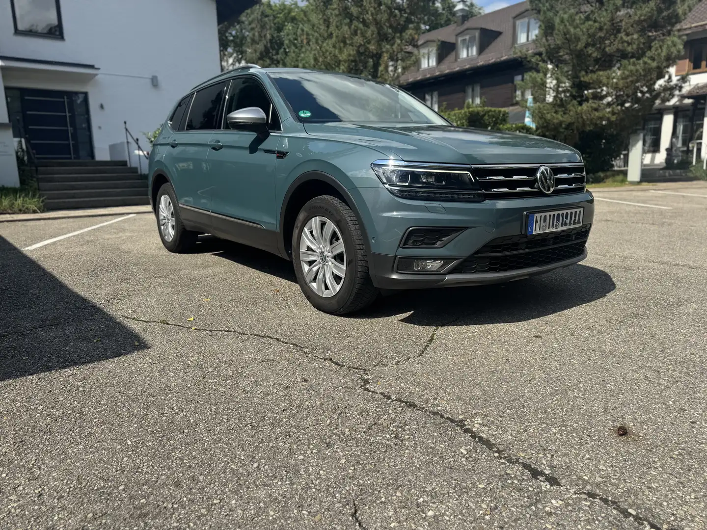 Volkswagen Tiguan Allspace Comfortline 4Motion Blau - 1