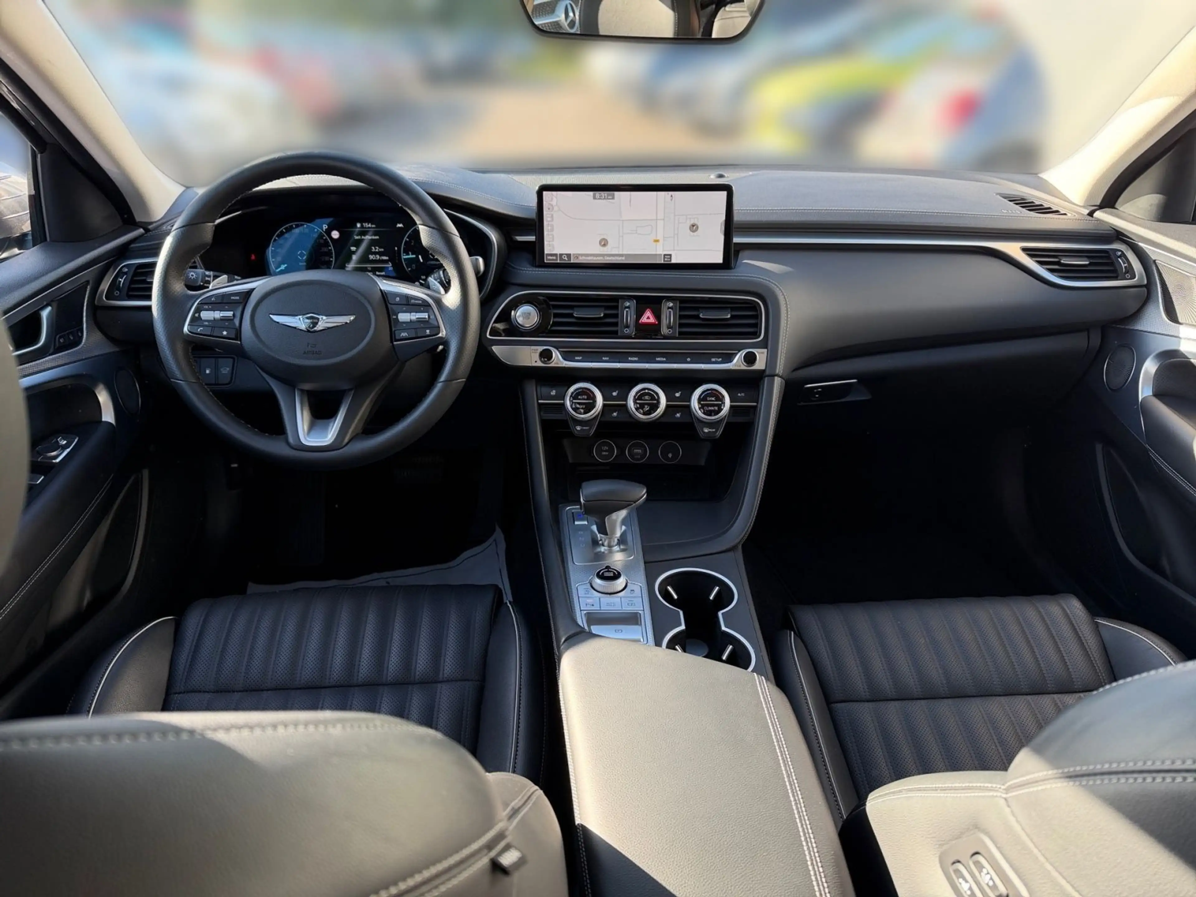 Genesis G70 Shooting Brake 2.0 T-GDi Shooting Brake Spor — photo 11
