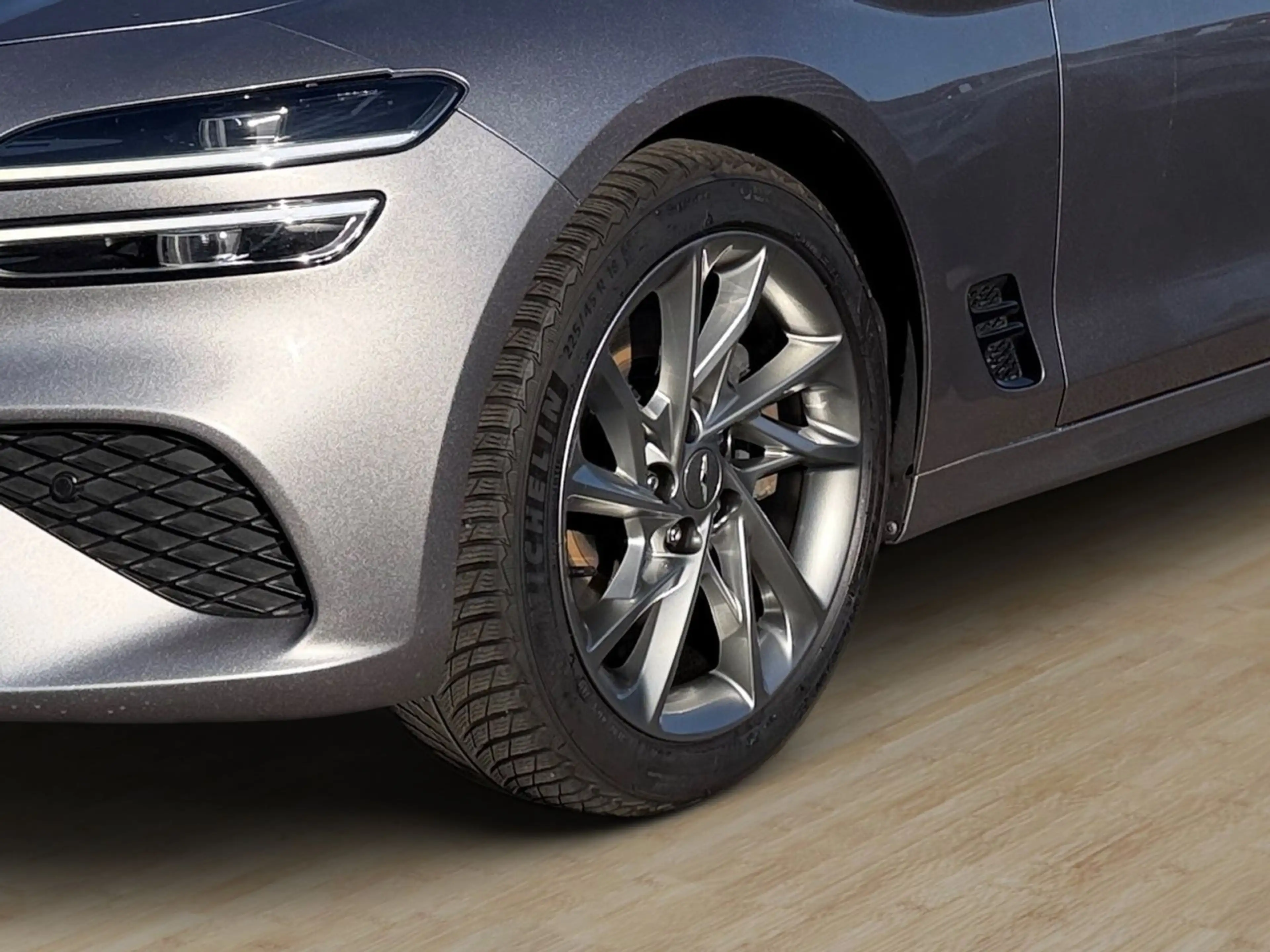 Genesis G70 Shooting Brake 2.0 T-GDi Shooting Brake Spor — photo 6