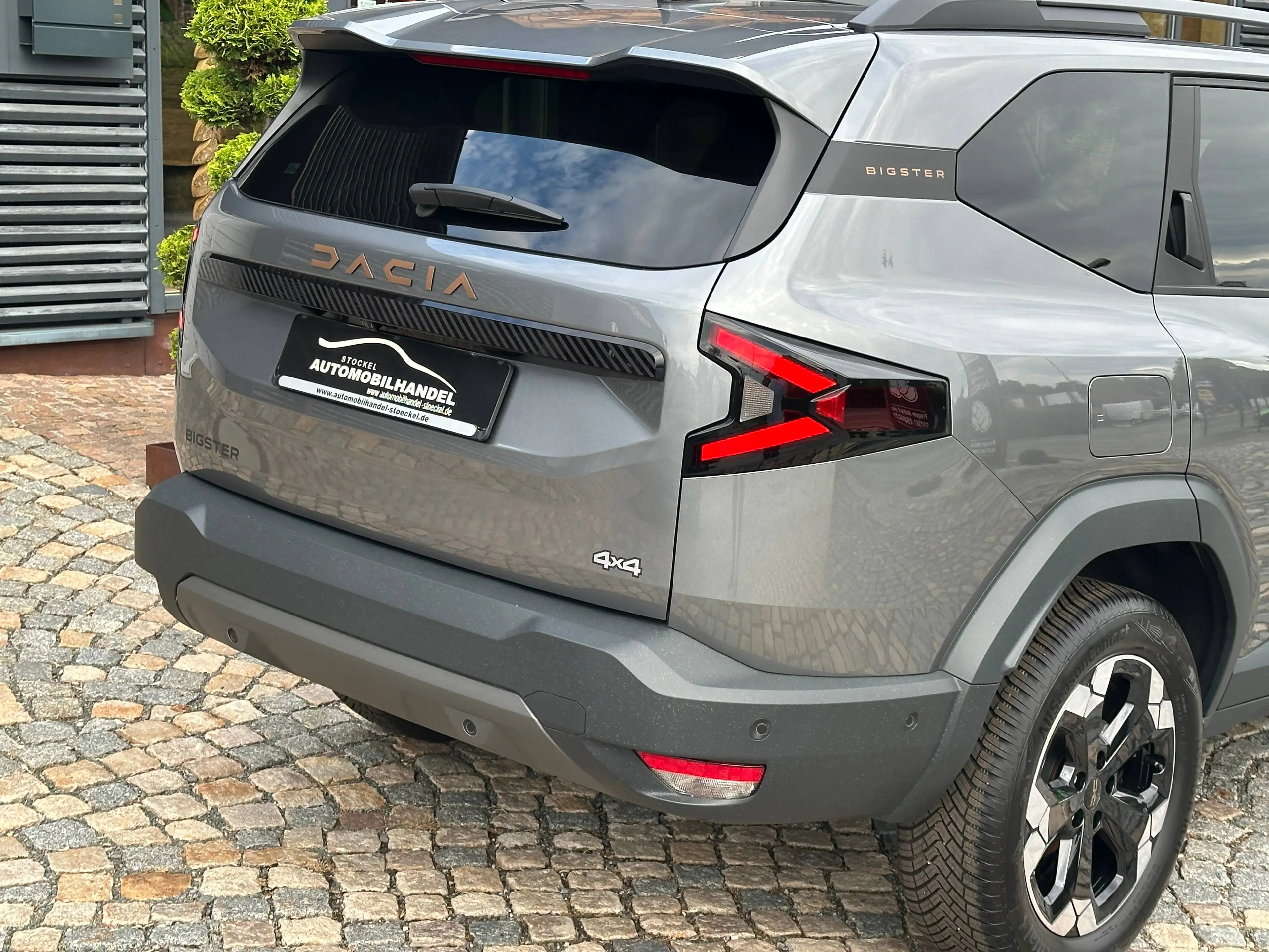 Dacia Bigster Bigster TCe 130 Extreme 4x4 /NAVI/CAM/360°/SITZHEIZUNG/DACH/KEYLESS/LED/ — photo 6