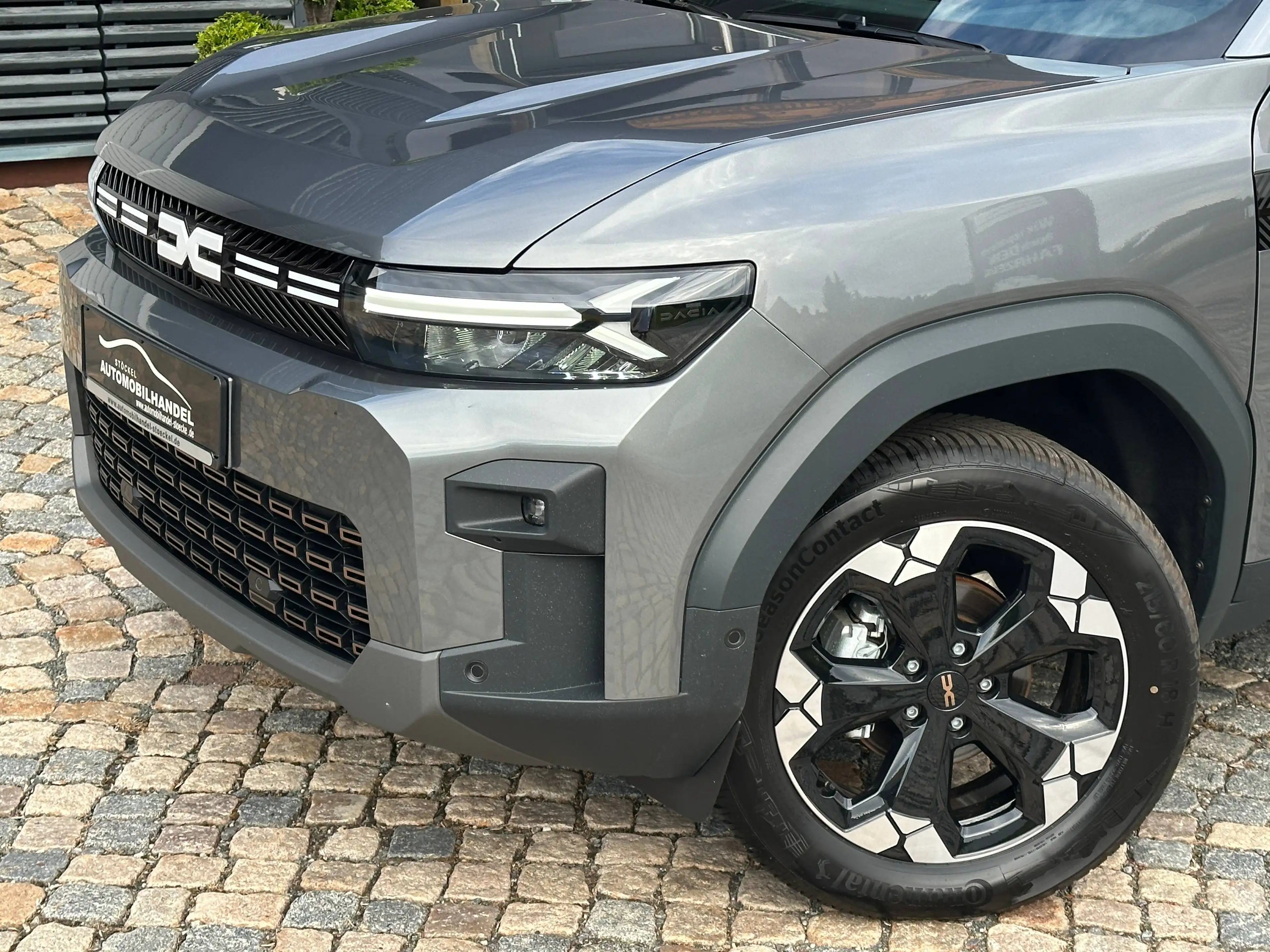 Dacia Bigster Bigster TCe 130 Extreme 4x4 /NAVI/CAM/360°/SITZHEIZUNG/DACH/KEYLESS/LED/ — photo 5
