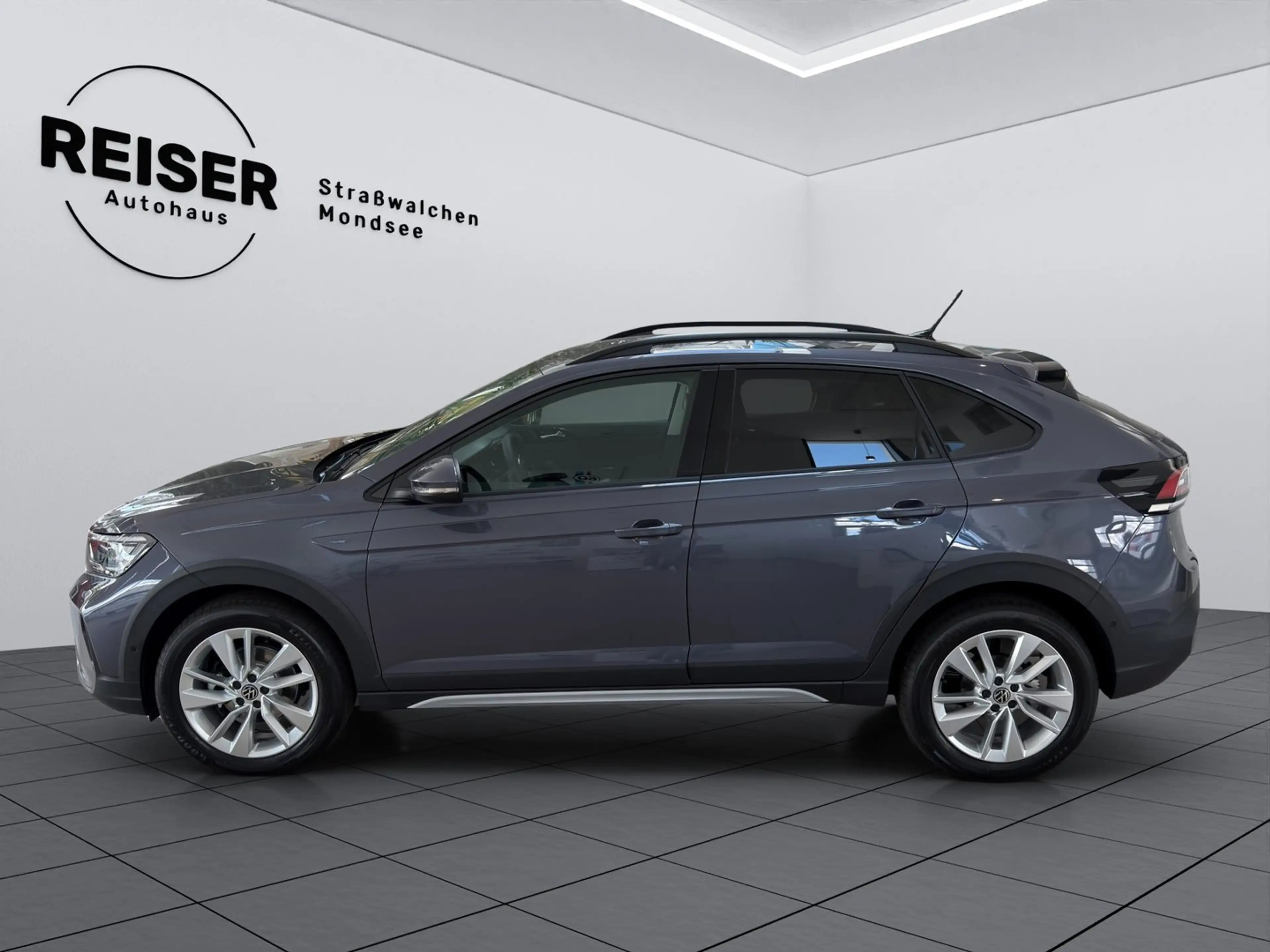 Volkswagen Taigo Friends TSI DSG — photo 3