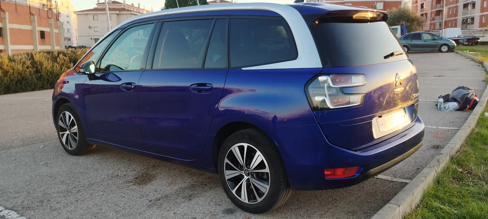 Citroen C4 SpaceTourer C4 Spacetourer 1.6BlueHDI S Azul - 1