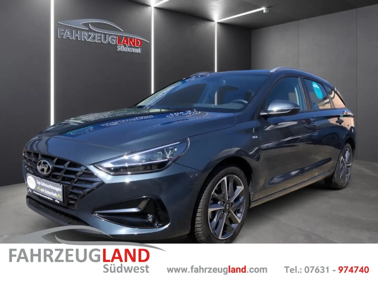 Hyundai i30 cw Trend 1.5 T-GDI DCT Navi LED PDC vo+hi Sitzhzg. Blau - 1