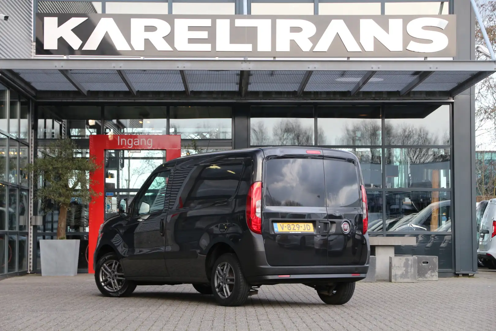 Fiat Doblo Cargo 1.3 MJ | Bestel | Cruise | Airco.. Zwart - 2