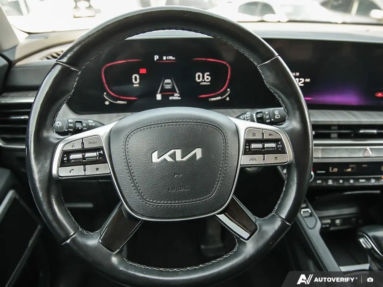 Kia Telluride снимка Kia Telluride