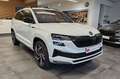 Skoda Karoq 2.0 TSI DSG 4x4 Sportline AHK 19 ACC 5JGAR Weiß - thumbnail 3
