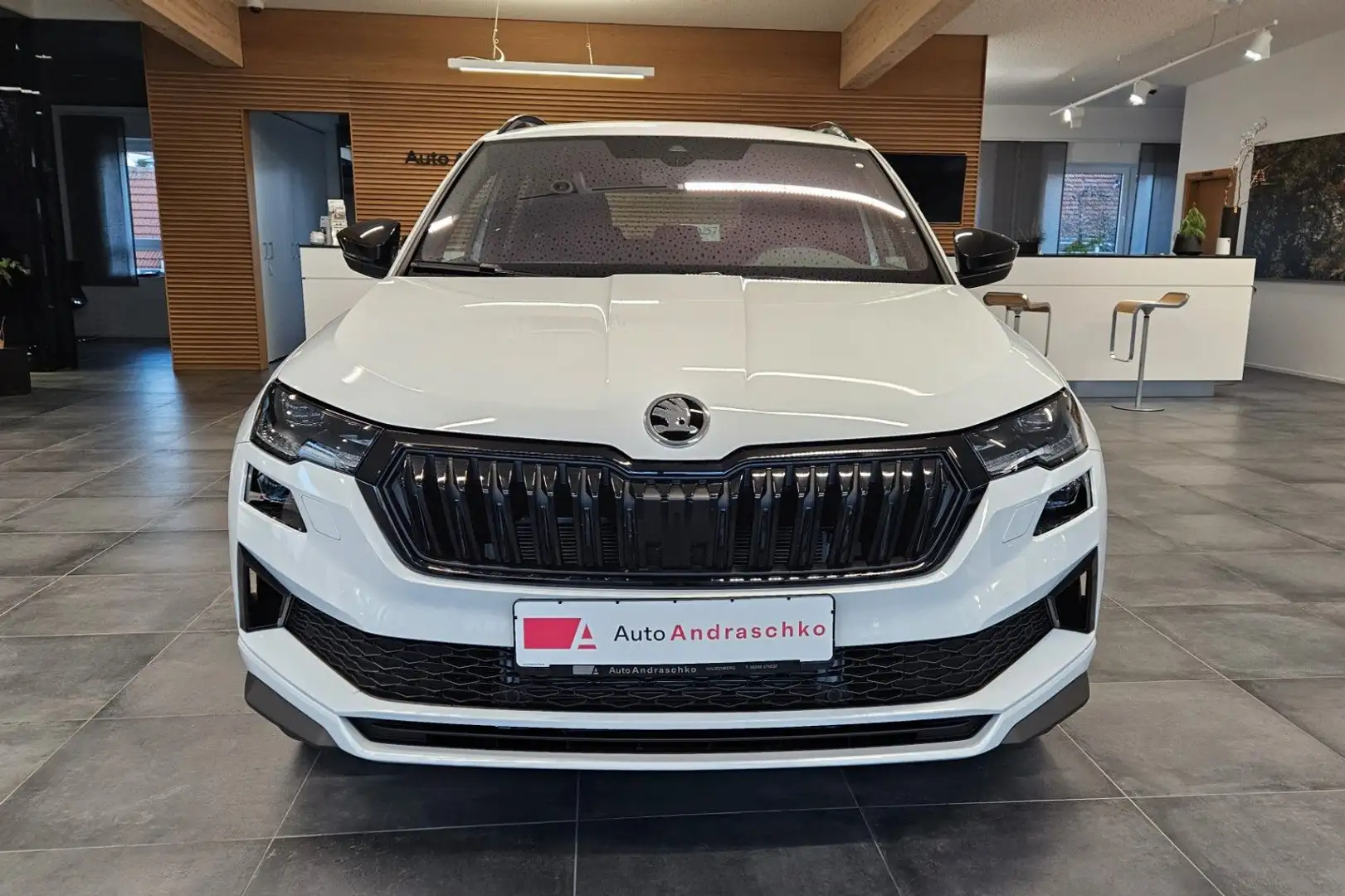 Skoda Karoq 2.0 TSI DSG 4x4 Sportline AHK 19 ACC 5JGAR Weiß - 2
