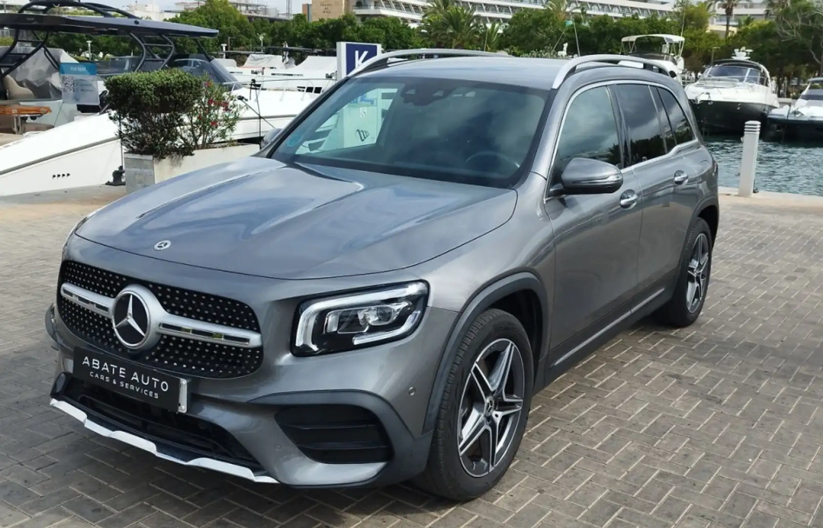 Mercedes-Benz GLB 200 200d 8G-DCT 7 plazas Gris - 2