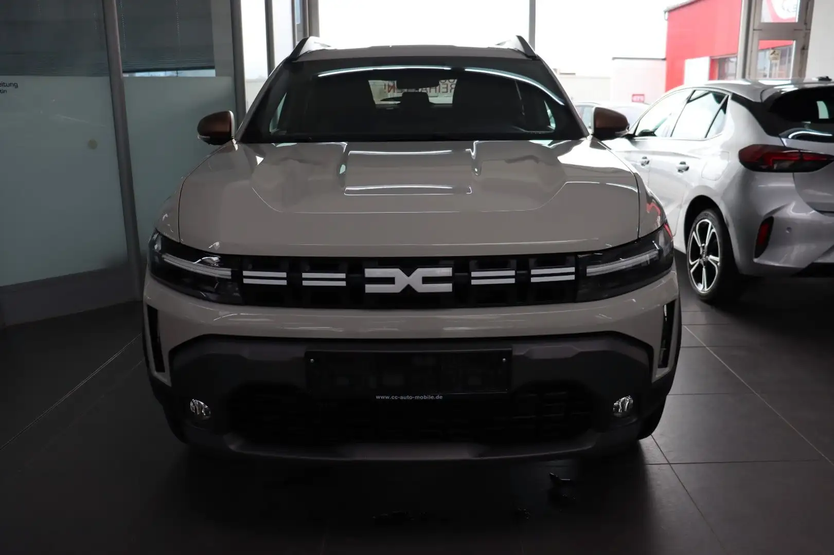 Dacia Duster MJ25 1.3 TCe Extreme Technik & City Paket Beige - 2