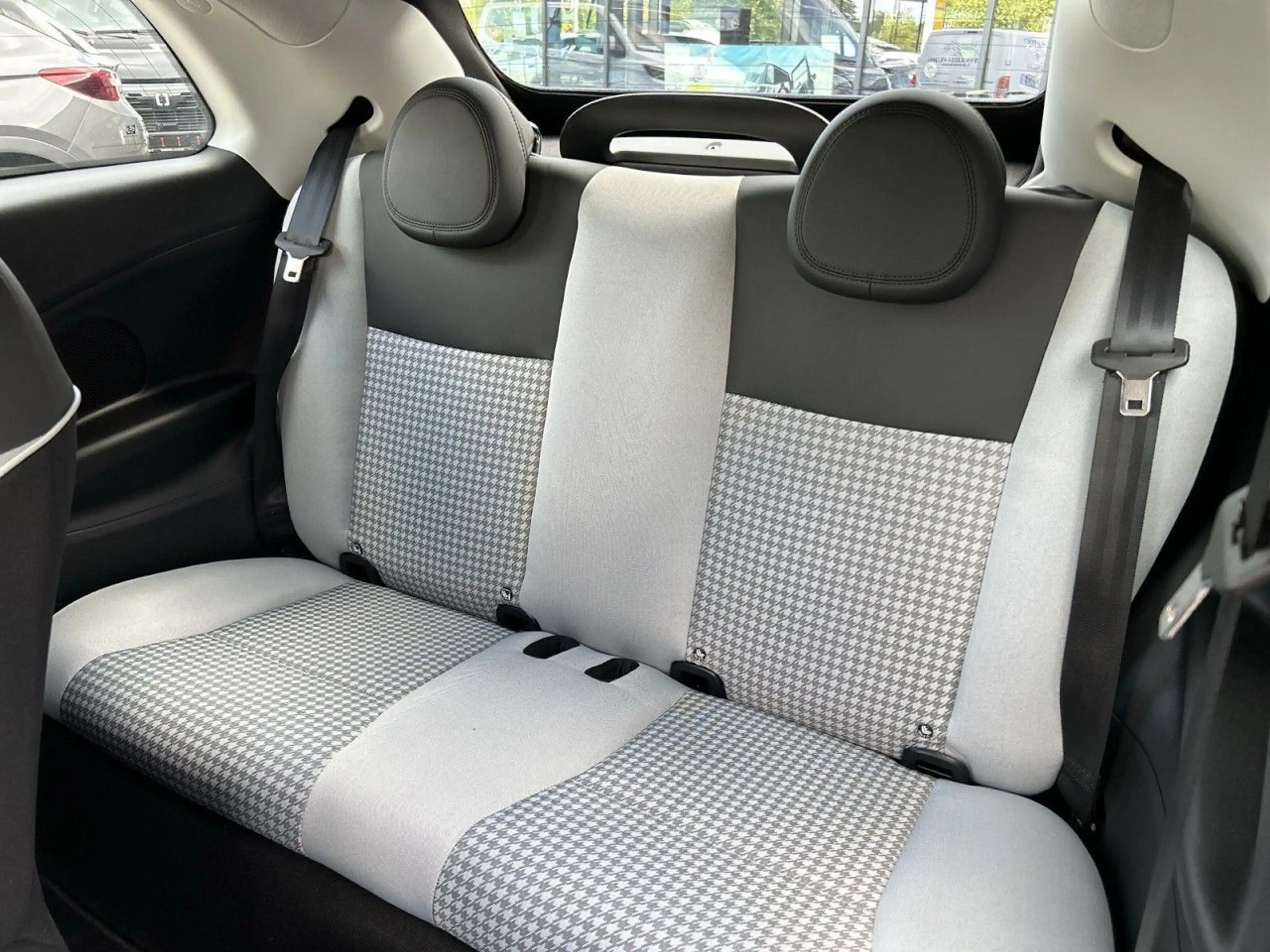 Fiat 500C Hybrid Dolcevita — photo 6