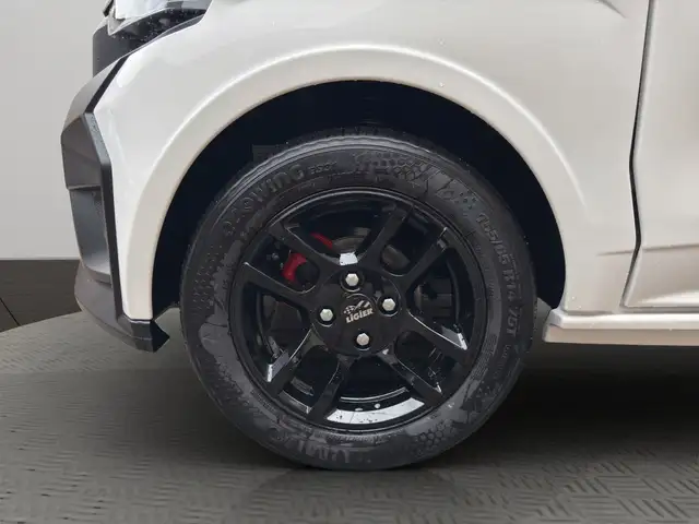 Ligier JS 50 view 16