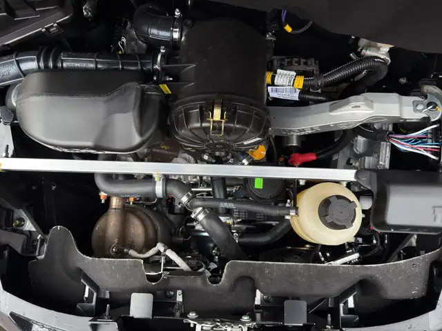 Ligier JS 50 view 15