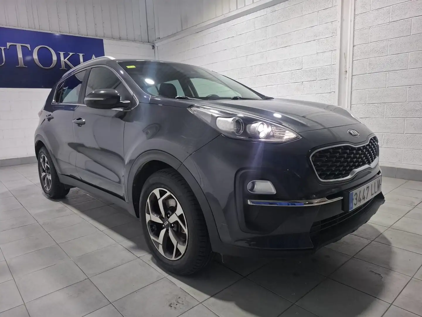 Kia Sportage 1.6 MHEV Drive 100kW (136CV) 4x2 Grau - 2