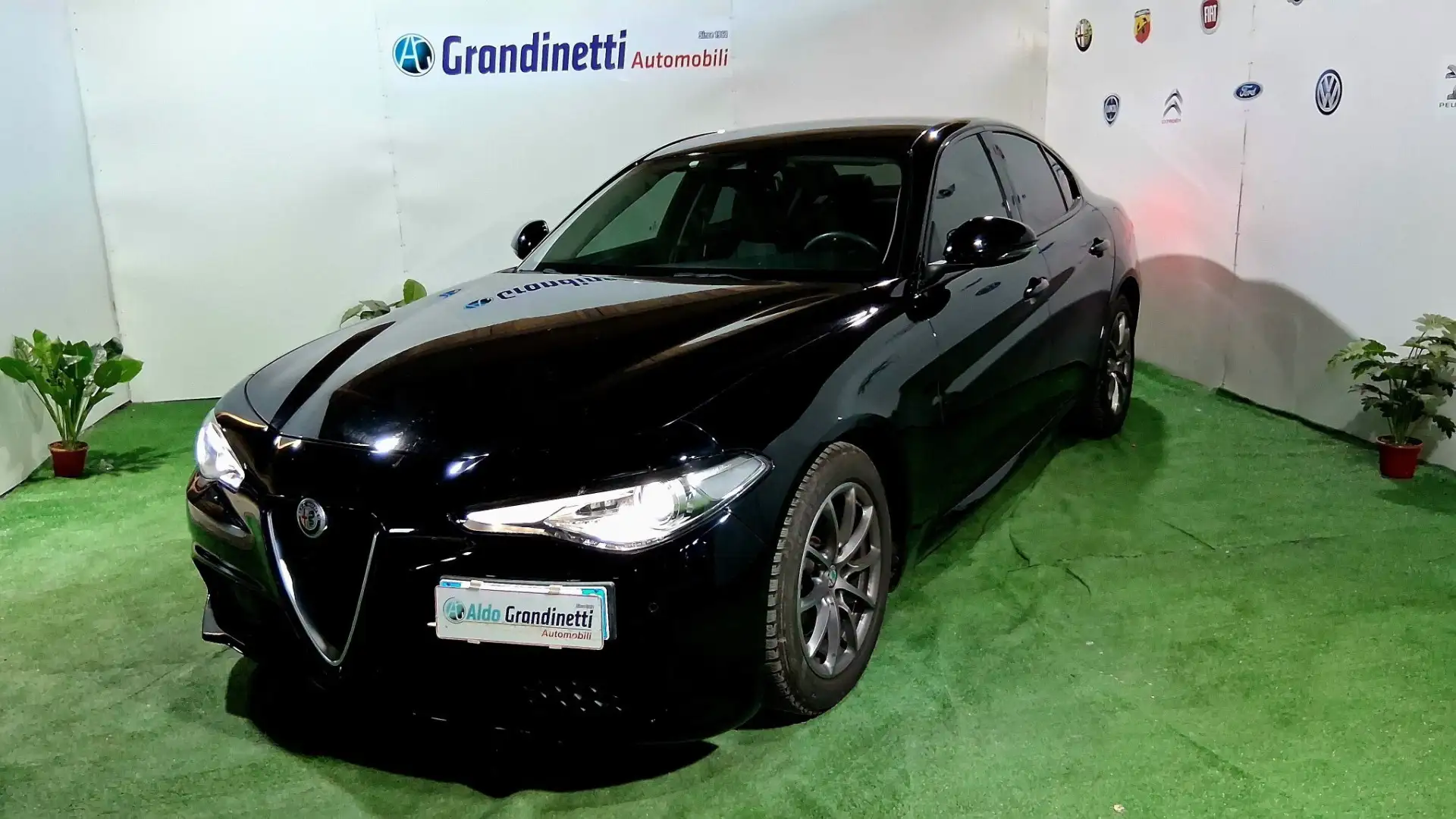 Alfa Romeo Giulia Giulia 2.2 Turbodiesel 180 CV AT8 Super Nero - 1