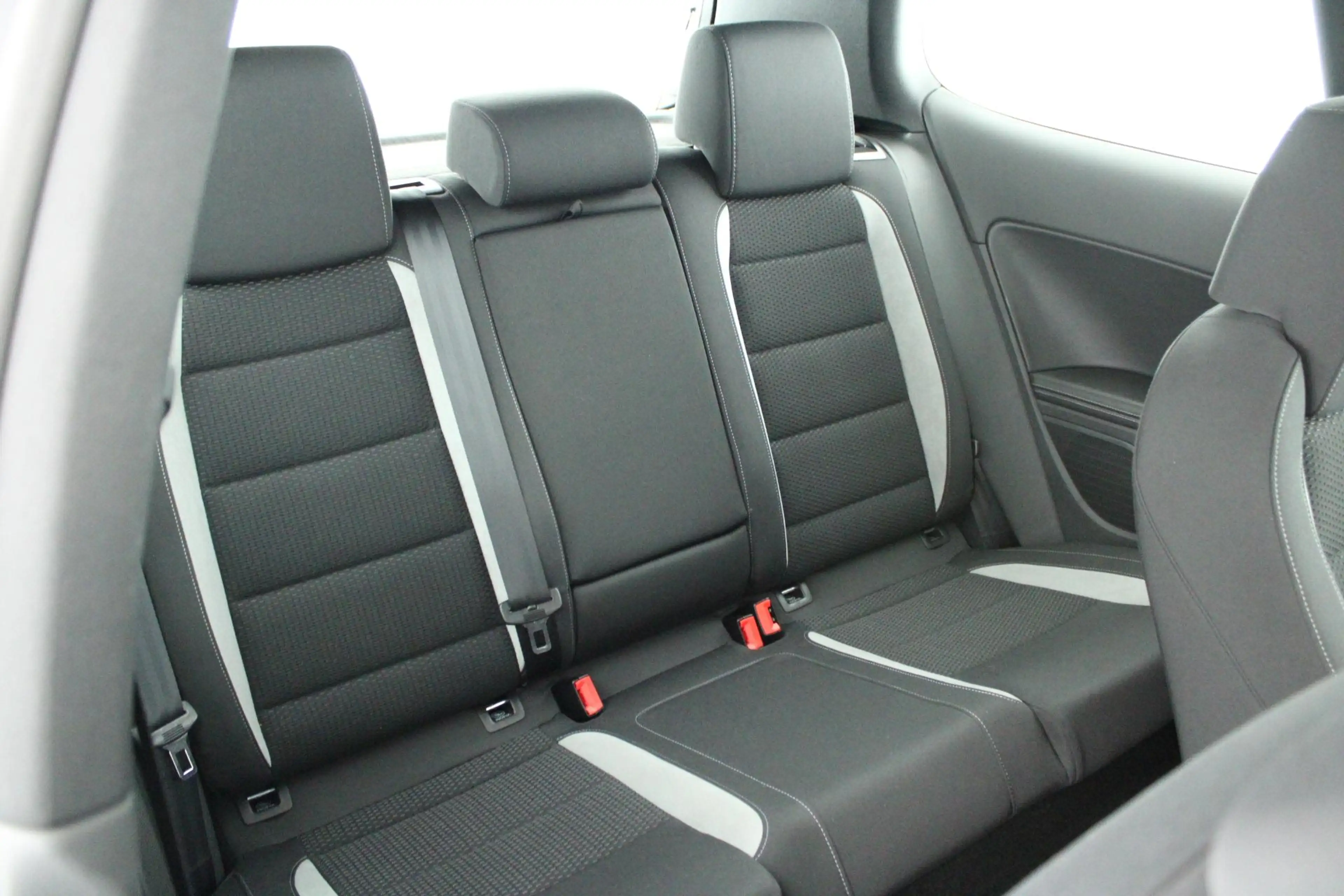 Volkswagen Golf R 2.0 270pk H6 4-Motion NL Auto 1e Eigenaar Xenon Cr — photo 9