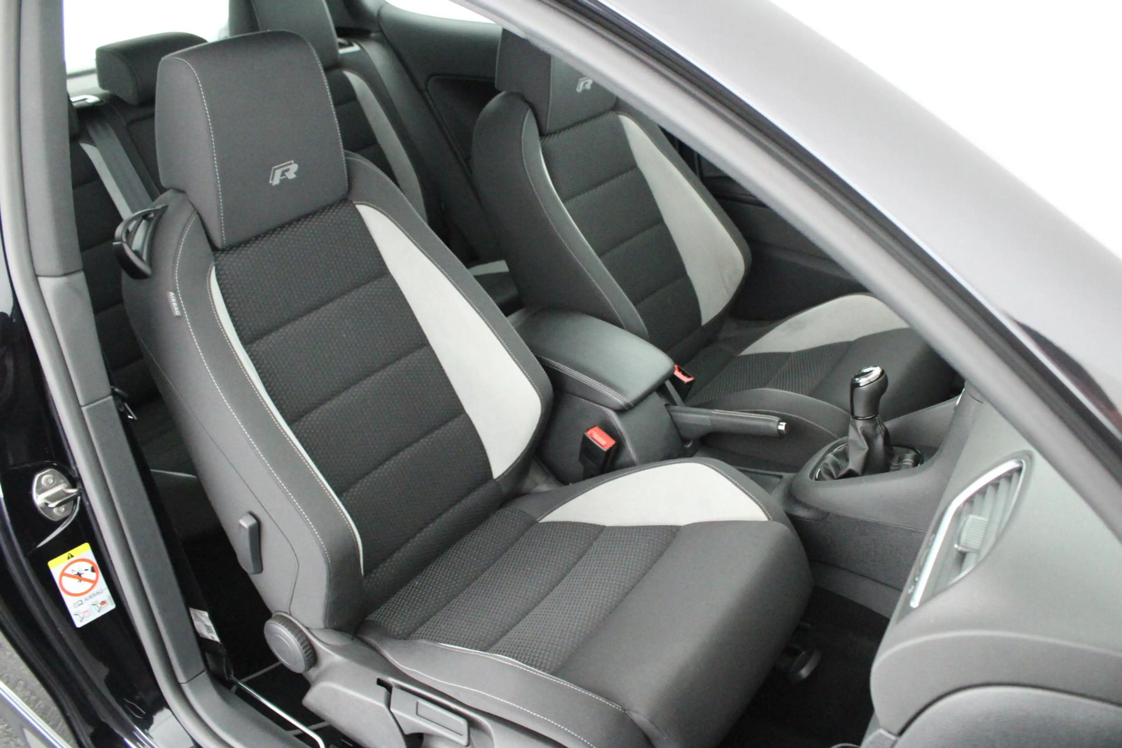 Volkswagen Golf R 2.0 270pk H6 4-Motion NL Auto 1e Eigenaar Xenon Cr — photo 2