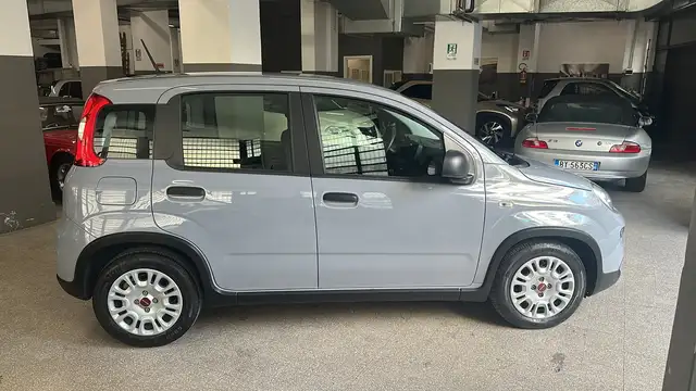 Fiat Panda view 4