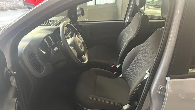 Fiat Panda view 8