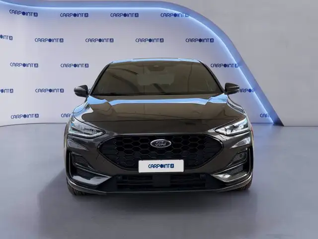 Ford Focus view 8