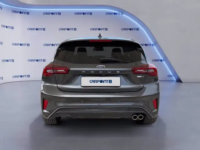 Ford Focus view 4