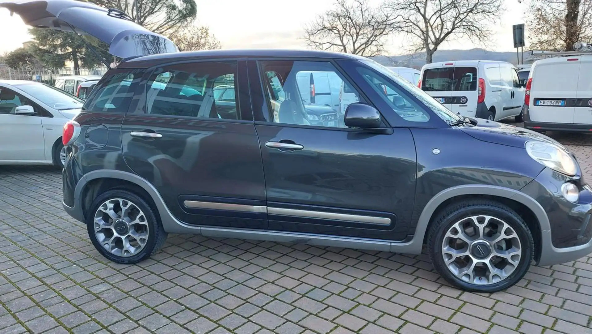 Fiat 500L 1.3 Multijet 85 CV Trekking  Ben Tenuta OKNeop. Grigio - 1