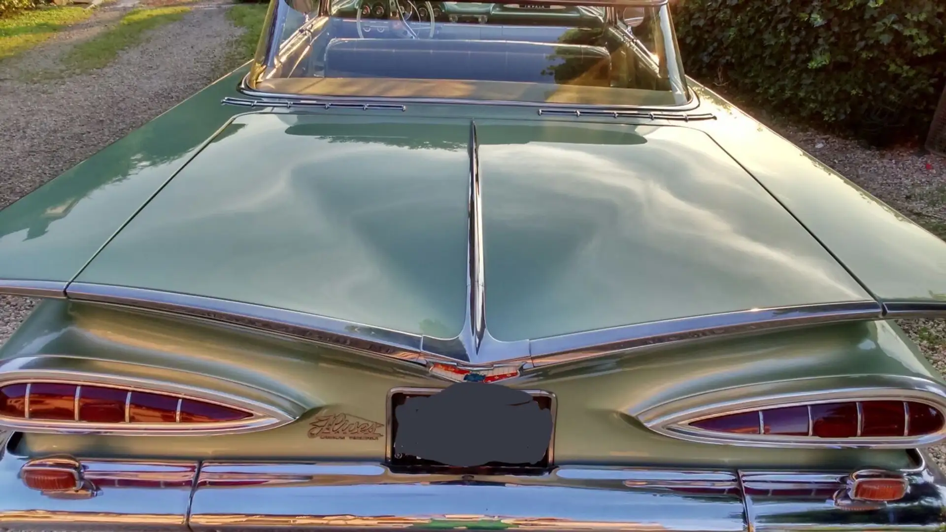 Chevrolet Impala - 2