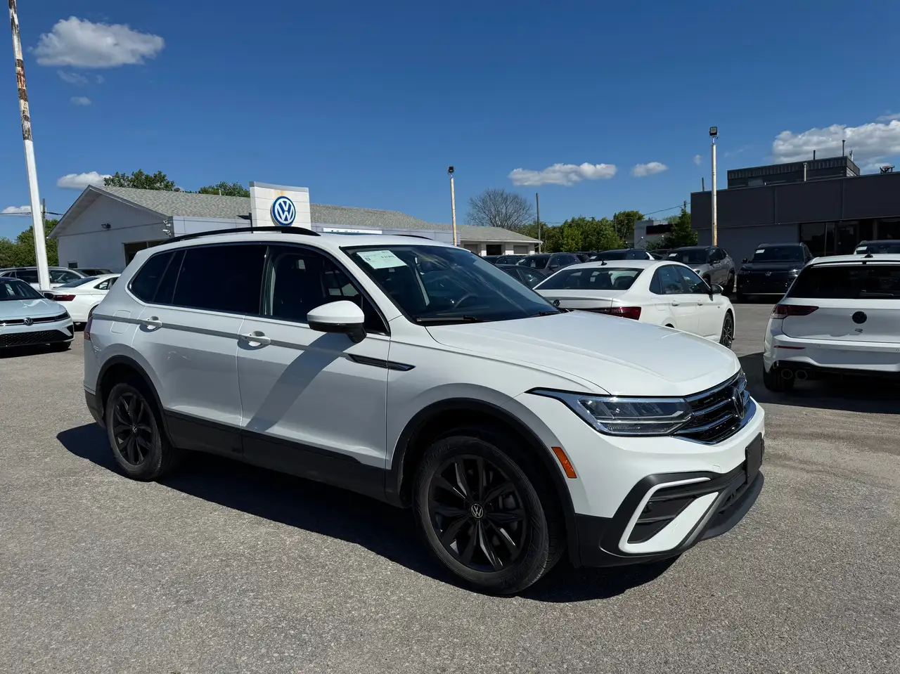 Volkswagen Tiguan снимка Volkswagen Tiguan