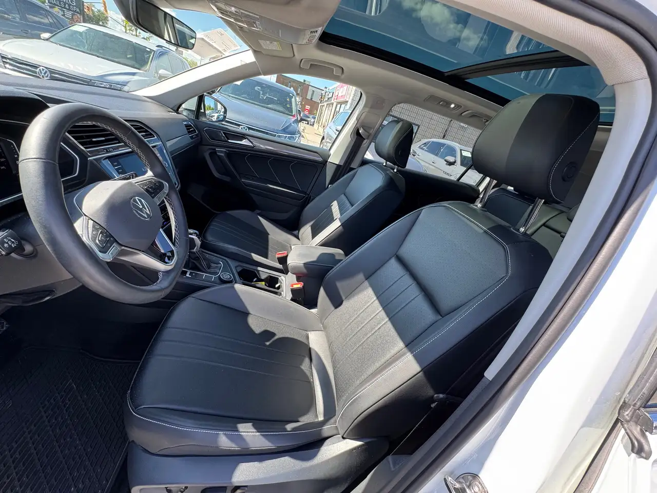 Volkswagen Tiguan снимка Volkswagen Tiguan
