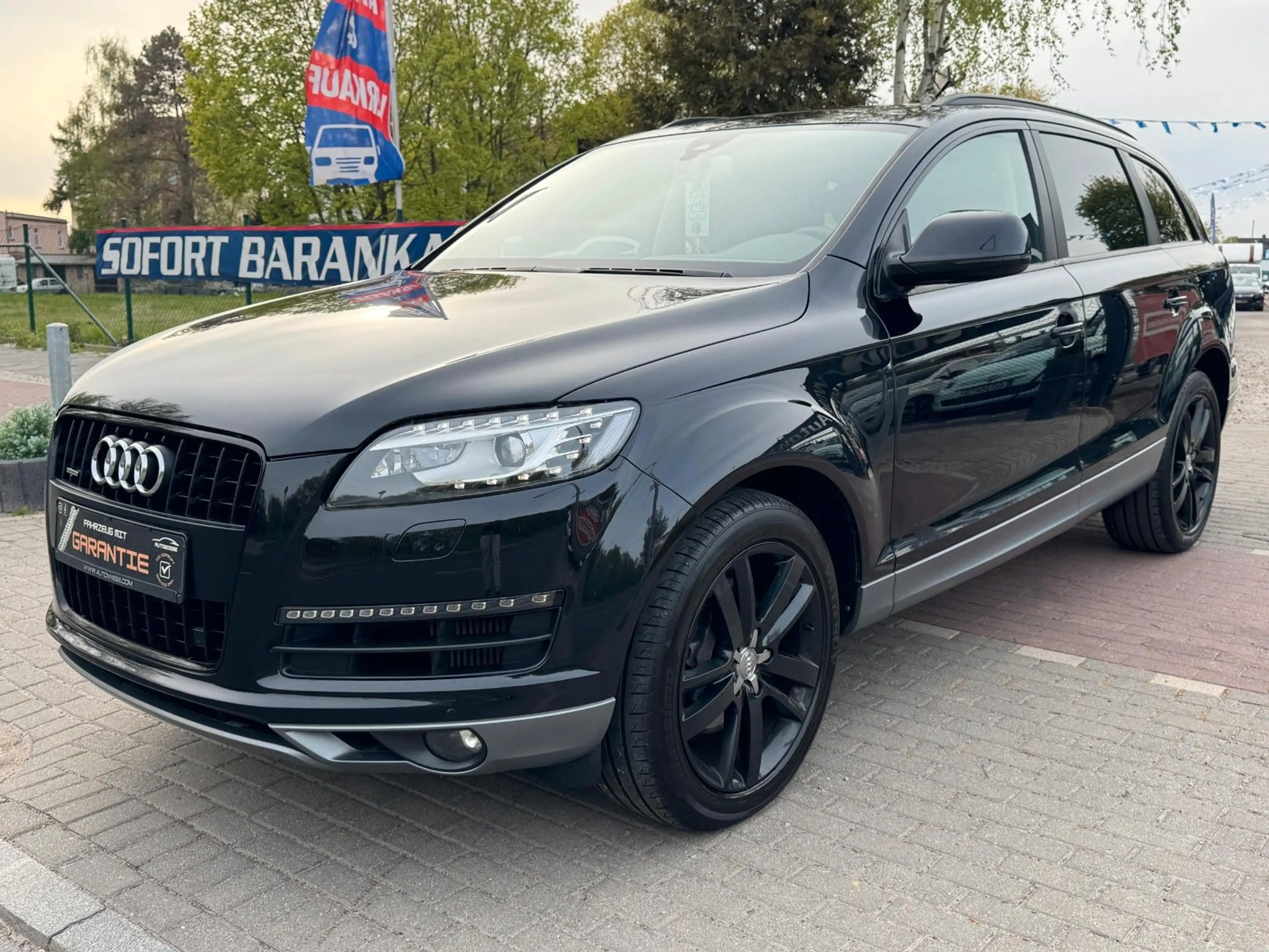Audi Q7 3.0 TDl quattro*Aut*7Sitze*WEBASTO*PANO*VOLL — photo 8