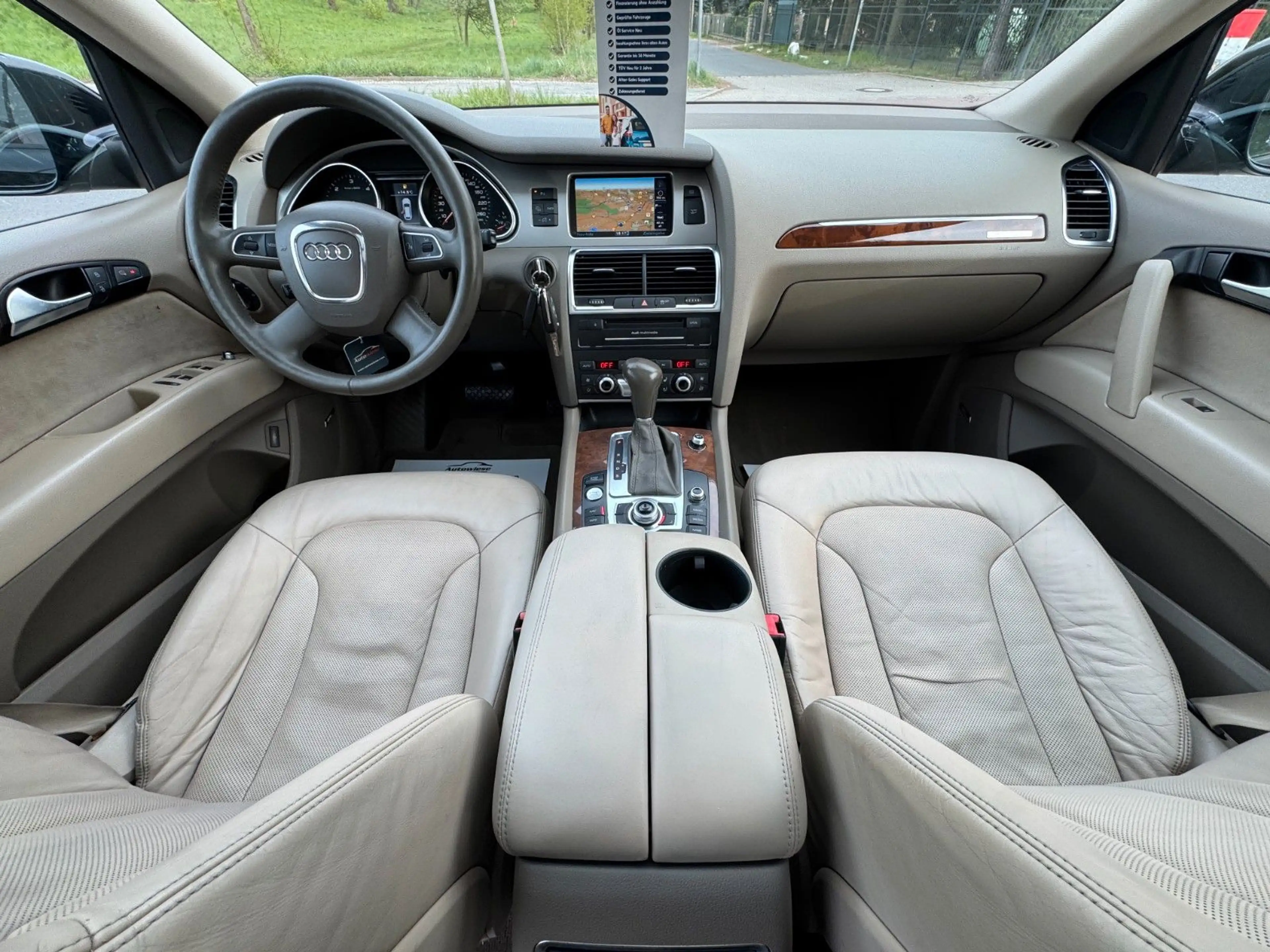Audi Q7 3.0 TDl quattro*Aut*7Sitze*WEBASTO*PANO*VOLL — photo 12