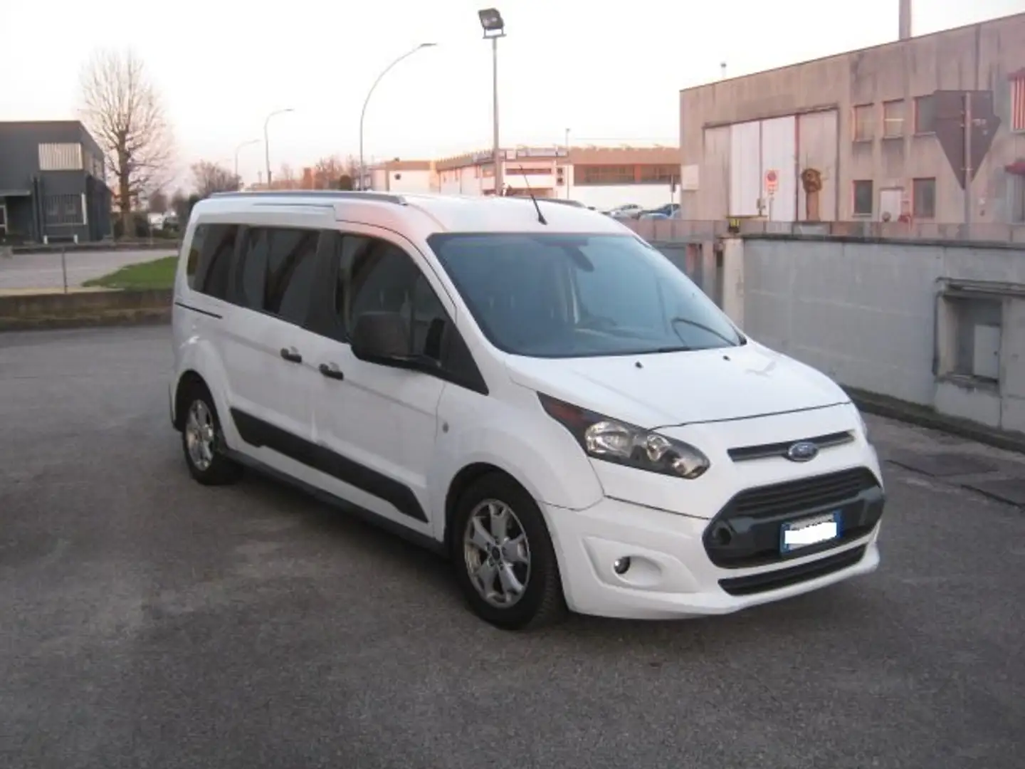 Ford Tourneo Connect 1.5 TDCI 120CV PL 7 Posti Frizione Rotta Weiß - 2