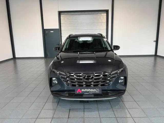 Hyundai Tucson view 2