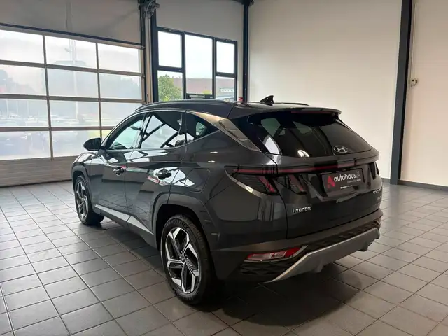 Hyundai Tucson view 4