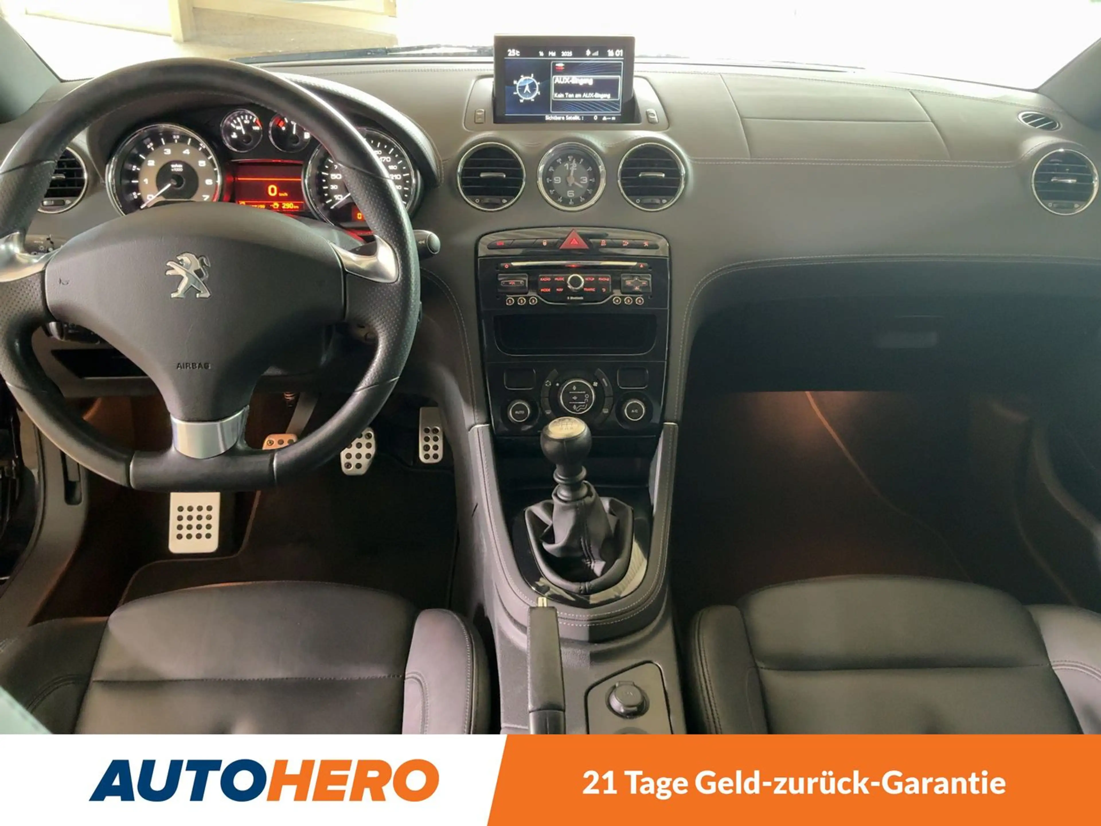 Peugeot RCZ 1.6 Turbo Basis *NAVI*BI-XENON*TEMPO*PDC*SHZ* — photo 12