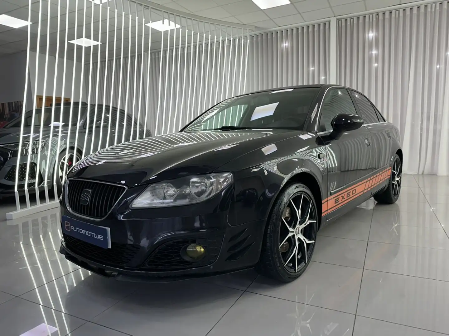 SEAT Exeo 2.0TDI CR Style Schwarz - 1